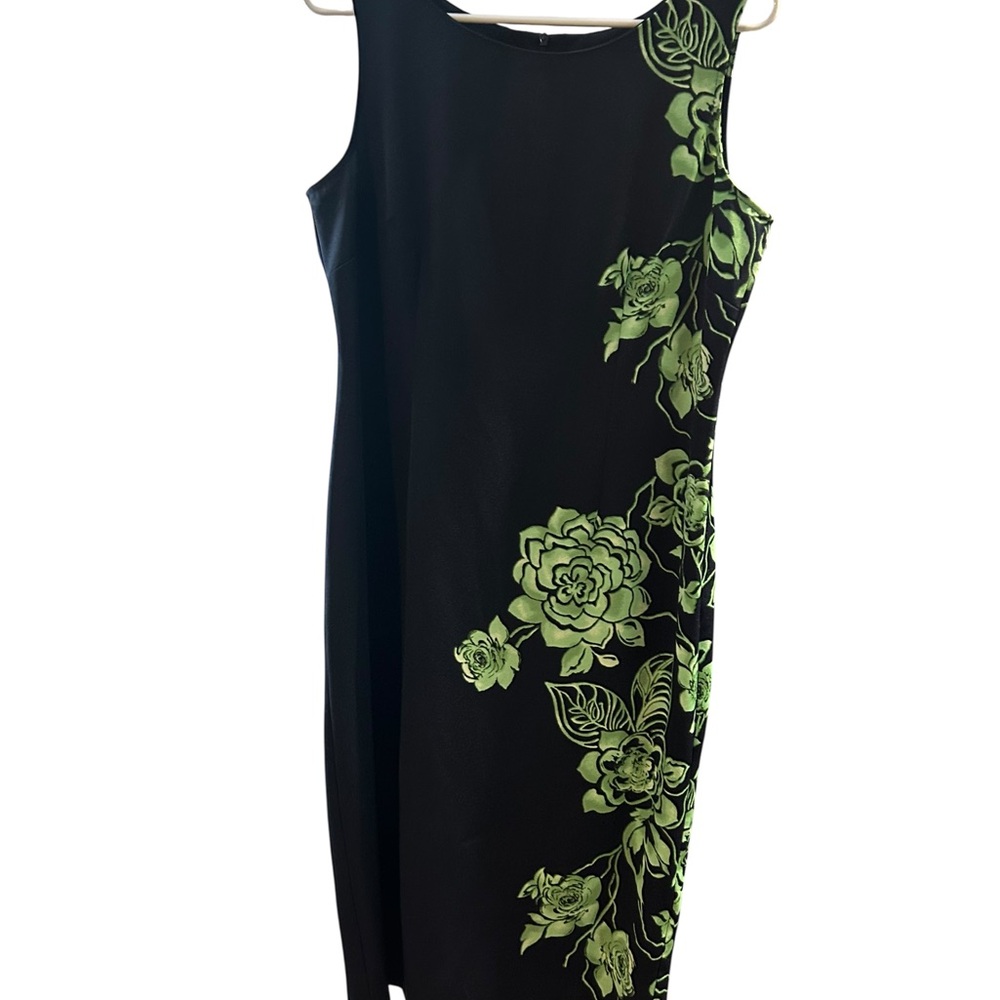 Chic navy Dress with Green Floral Accents size 10 Maya Brooke